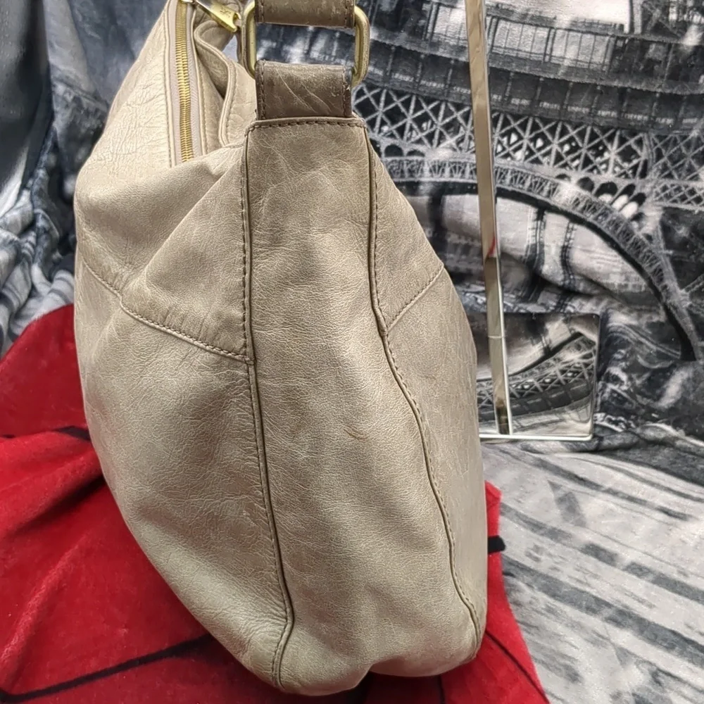 Hobo shoulder bag